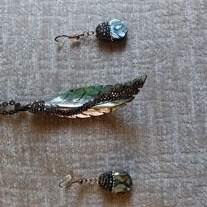 Teal Stone Feather Necklace & Earrings